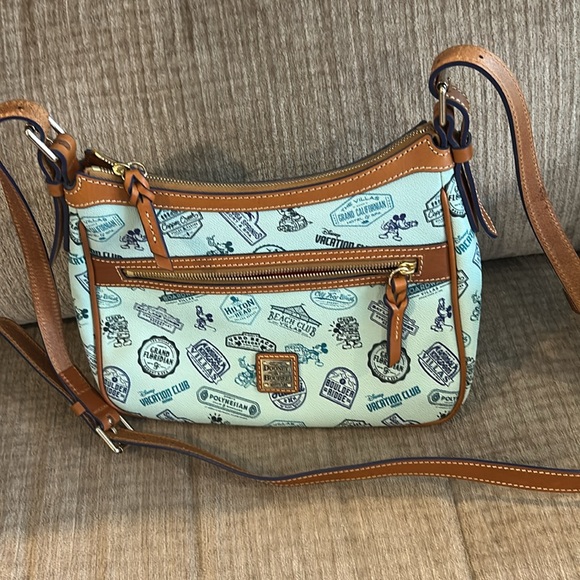 Dooney & Bourke Disney Vacation Club exclusive bag turquoise trimmed in rawhide - Picture 3 of 11